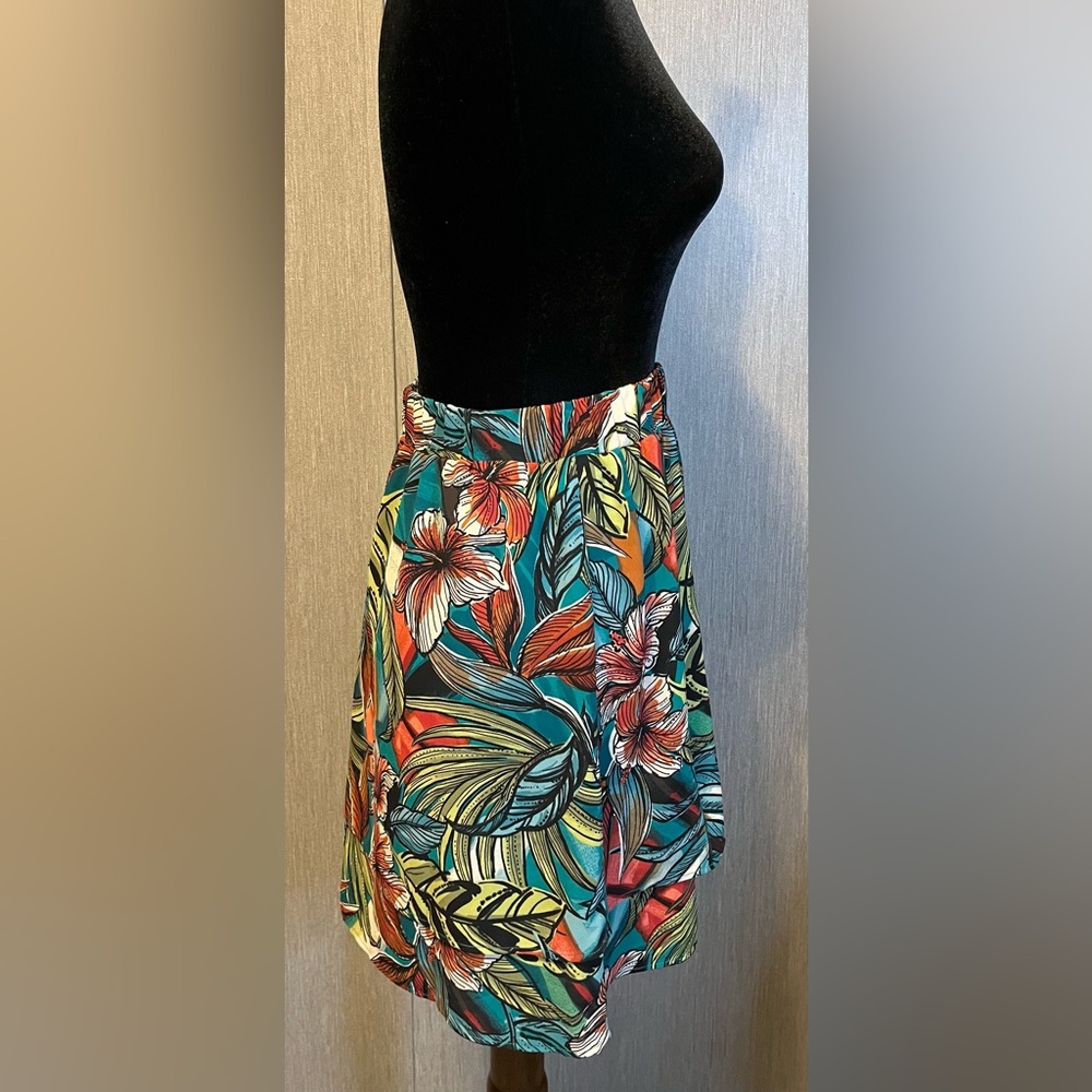 LOFT Hawaiian Tropical Floral Tiered Skirt size XS - Picture 3 of 12